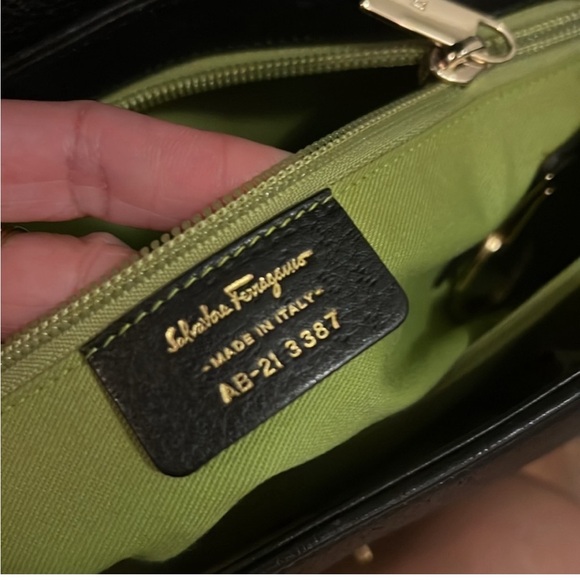 Salvatore Ferragamo handbag - Picture 11 of 11